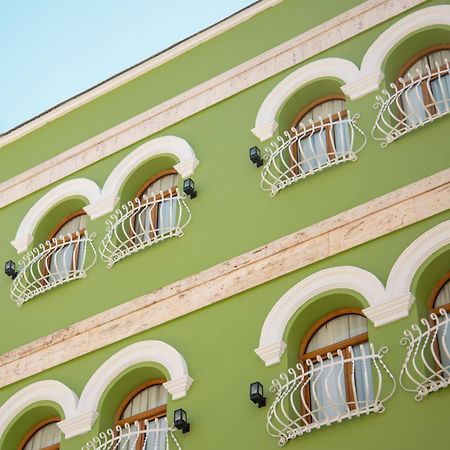 Riviera Hotel-City Center Vlorë Exterior foto
